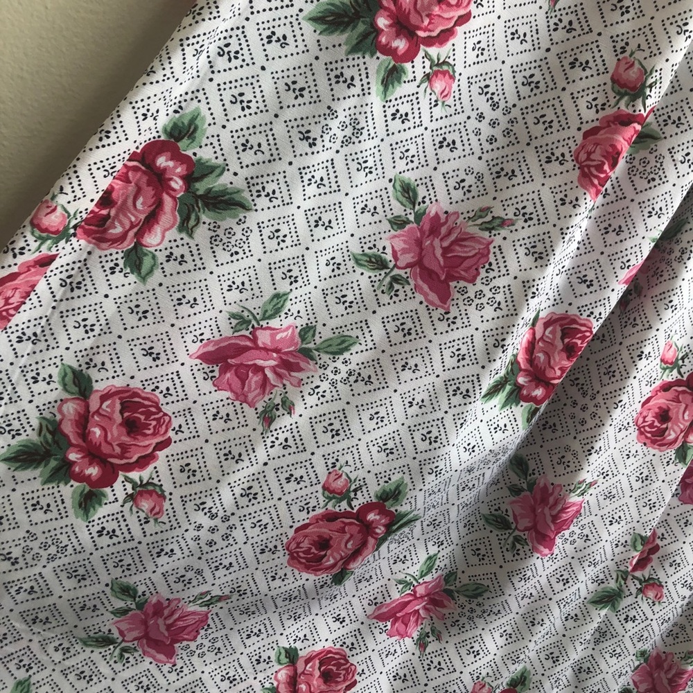 Vintage Cottagecore Floral Rose print skirt - Picture 5 of 7